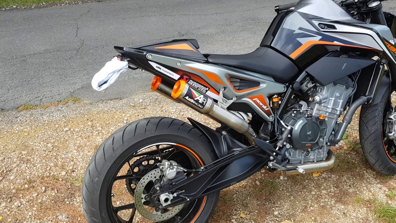 Ktm 790 duke - Austin Racing Rs22 - YouTube