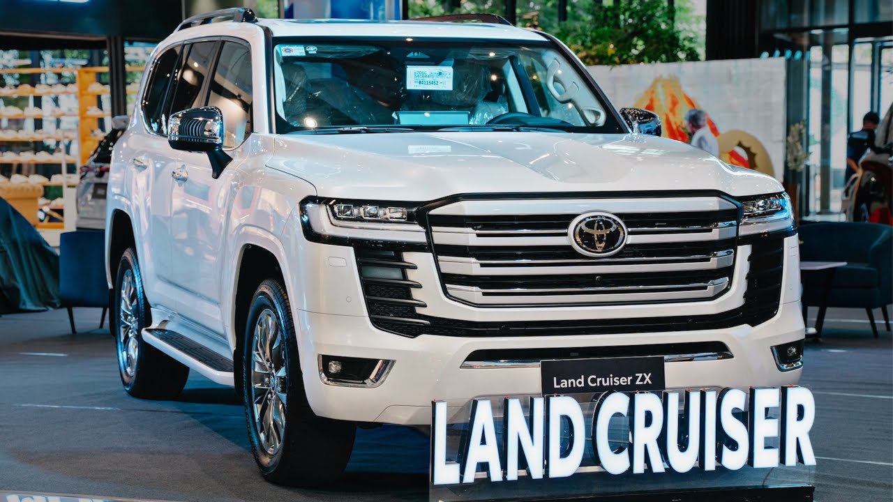 Toyota Land Cruiser ZX (2025) - Large : and Durable Luxury Off