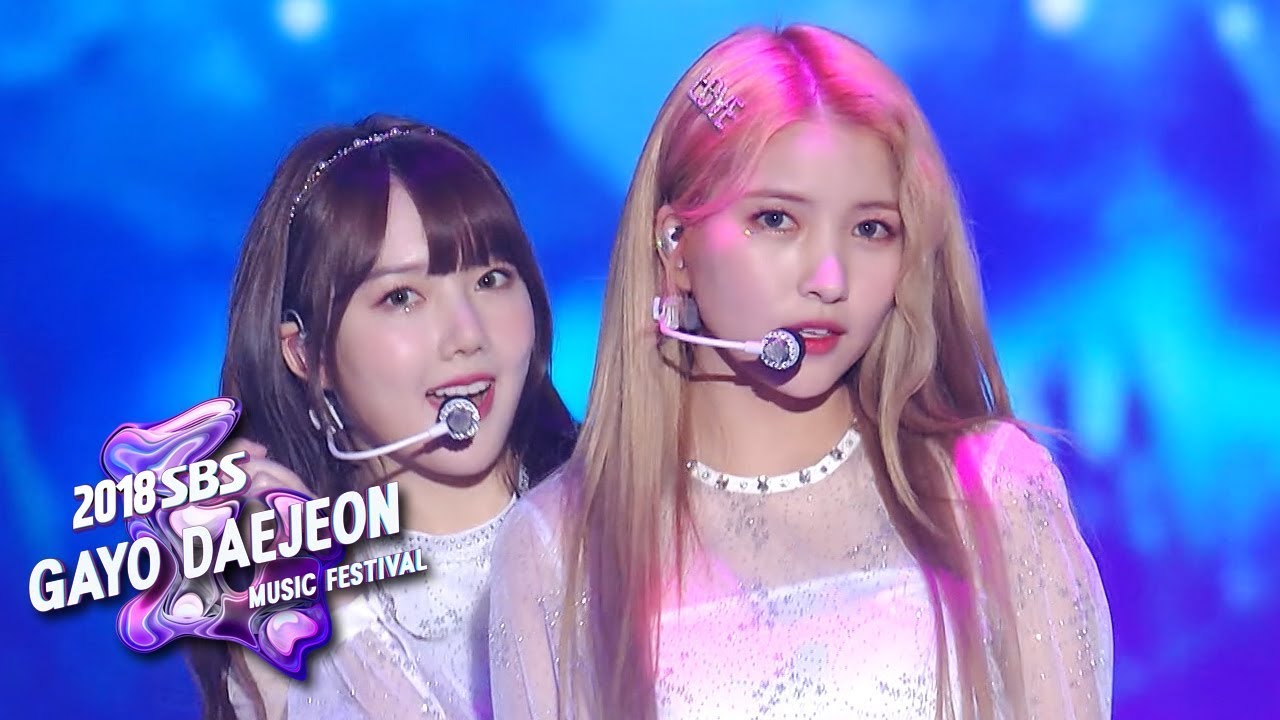 GFriend - Christmas Present [2018 SBS Gayo Daejeon Music Festival