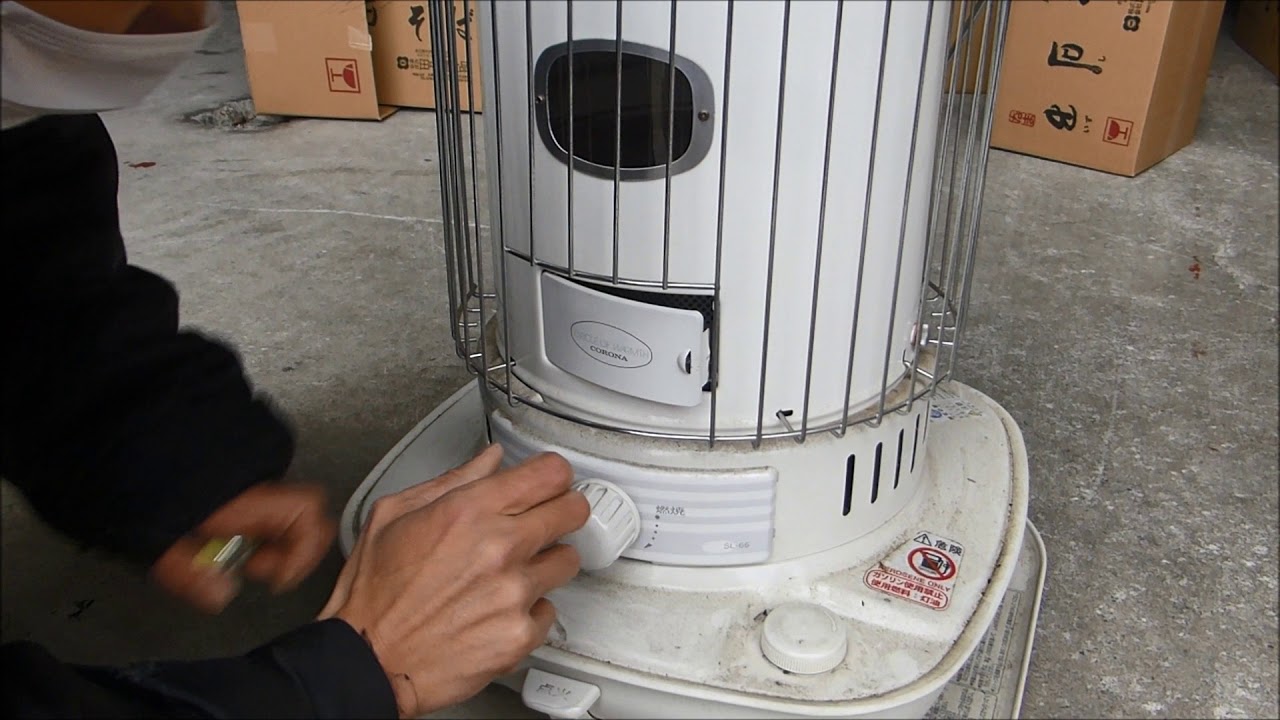 コロナ 石油ストーブ（ダルマストーブ）の点火 - YouTube