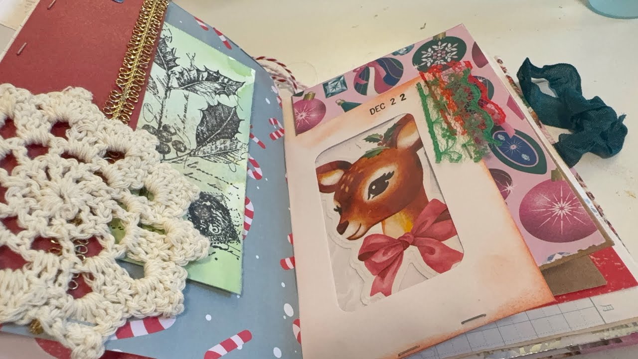 Junk journal with me | day 10 of 12 days of journaling - YouTube