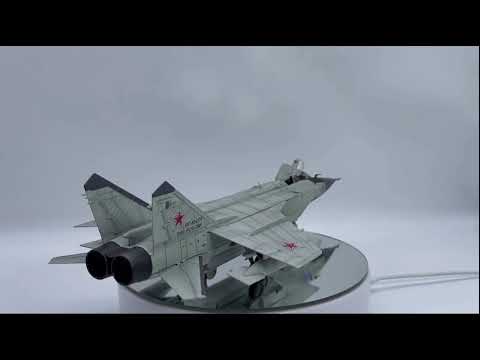 MiG-31 DZ Foxhound “Blue 09” Russian Air Force 1/72 Calibre Wings