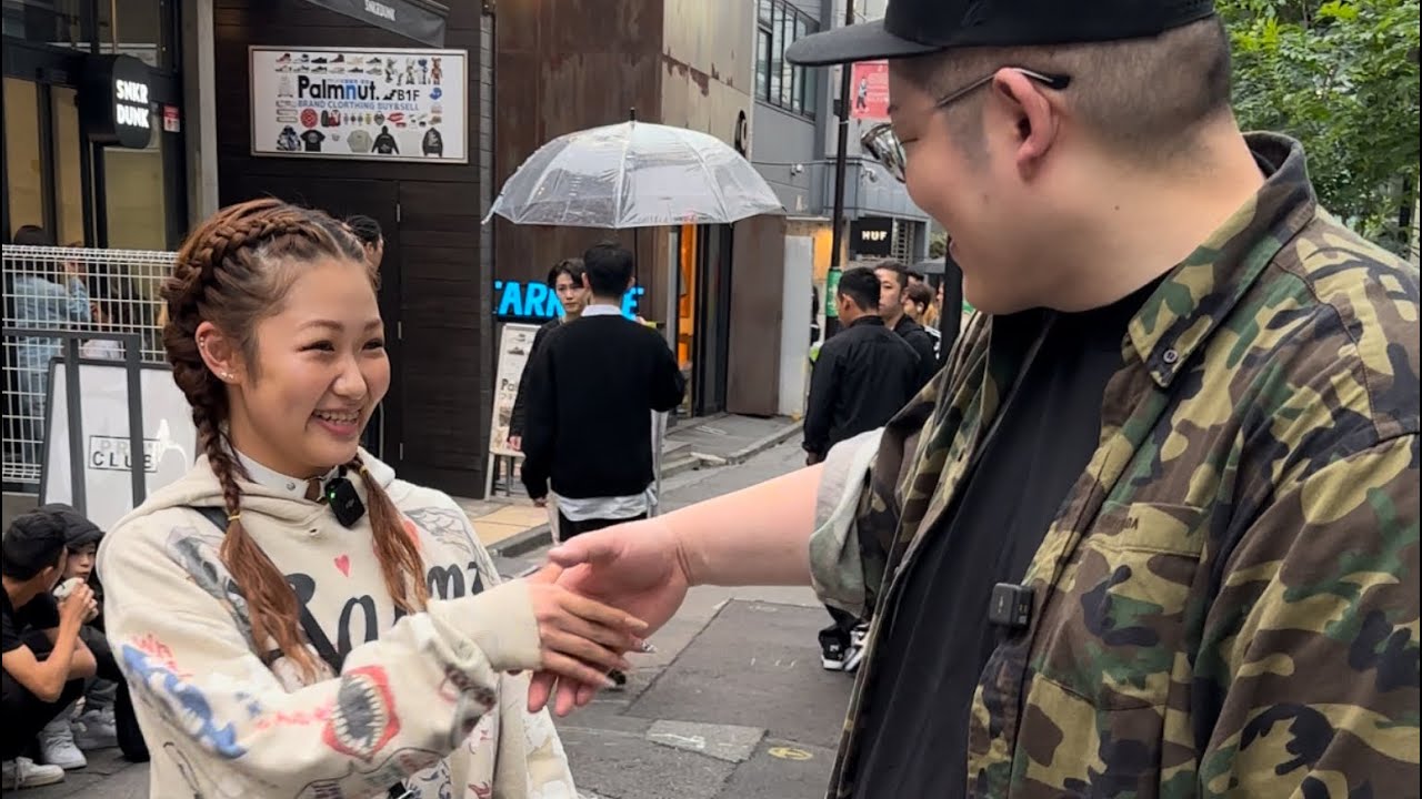 Sneakers Project] I gave sneakers to a girl from Okayama