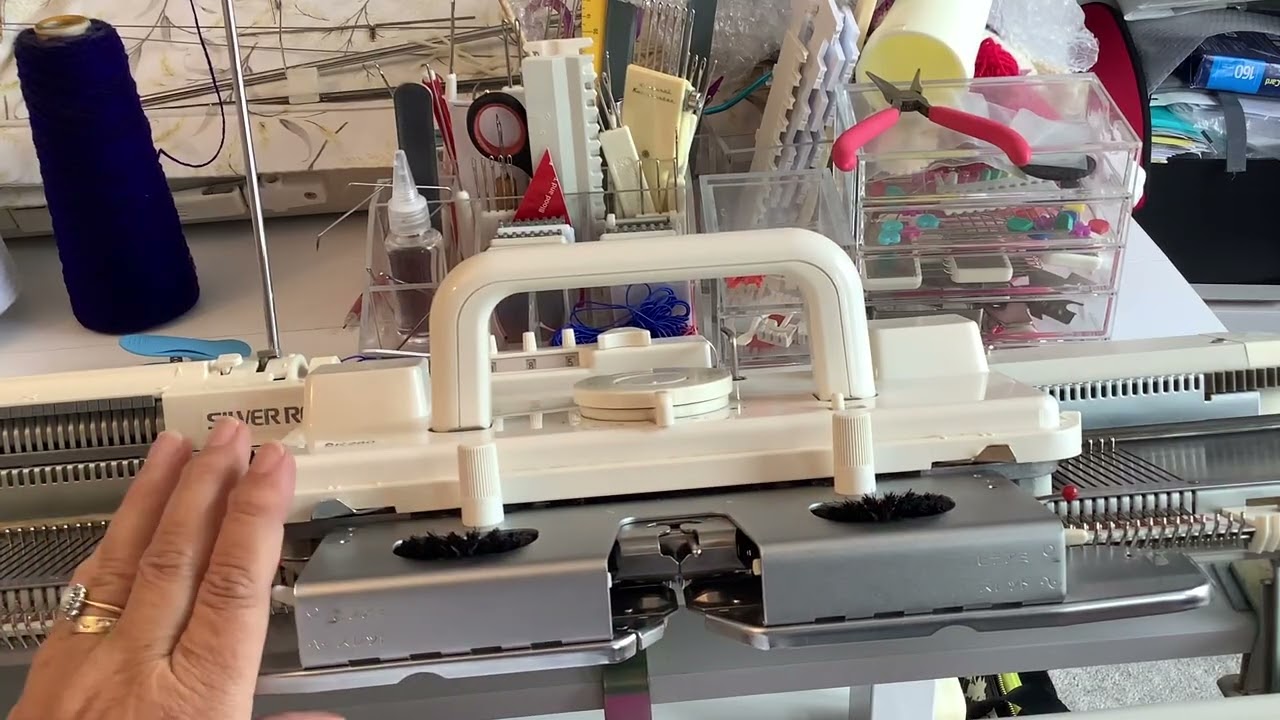 Whatsit-Silver Reed PC10 - YouTube