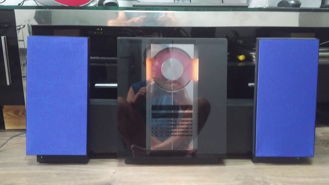 Beosound 3000 & Beolab 2500 - YouTube