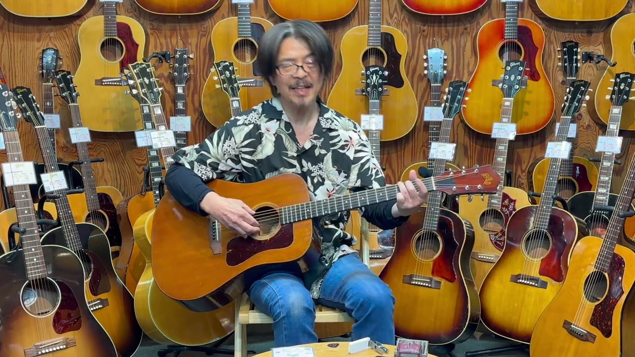 GUILD D 25M 1971 - YouTube