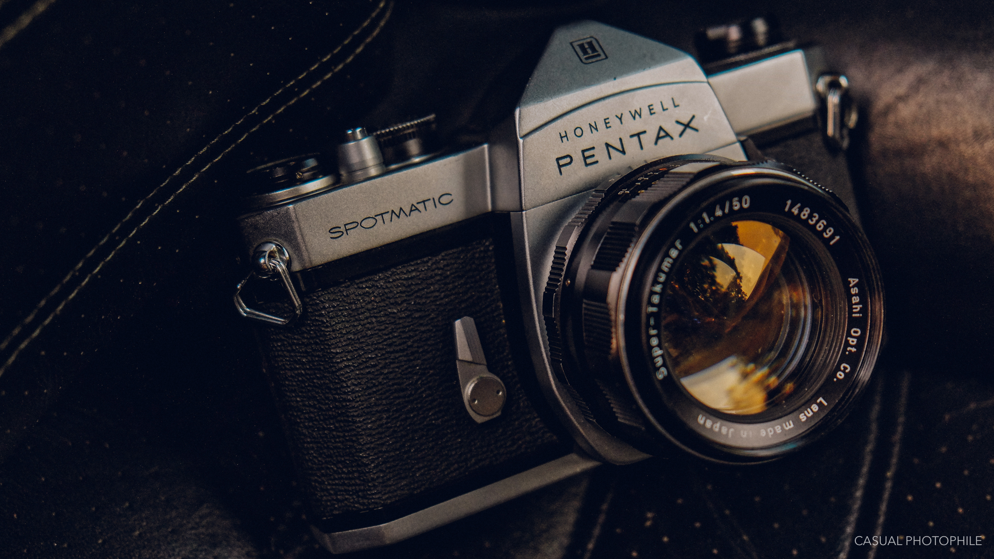 Pentax Super Takumar 50mm F/1.4 M42 Mount Lens Review - Casual