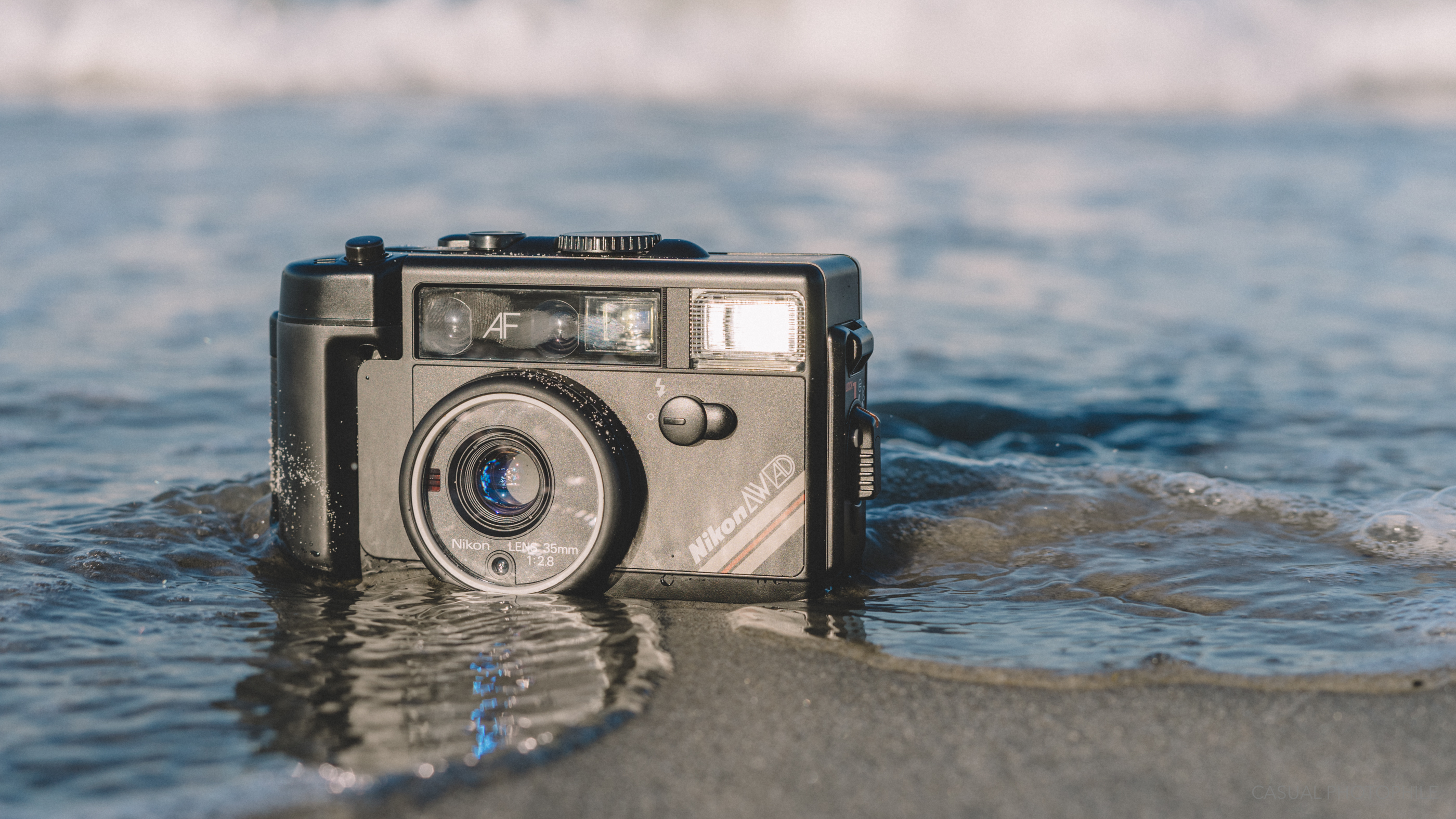 Nikon L35AW Underwater Point and Shoot Camera Review