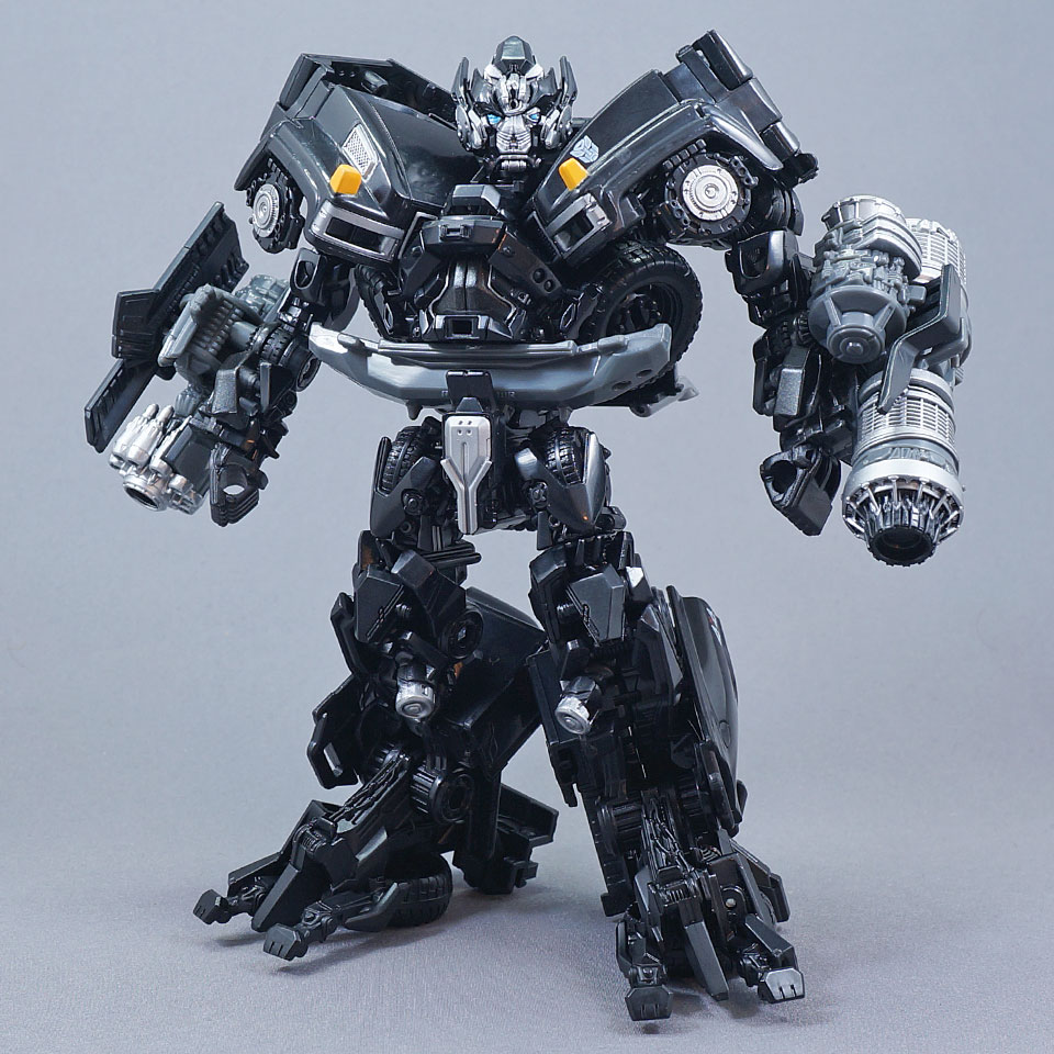 レビュー：TFスタジオシリーズ SS-15 アイアンハイド | 超偏見超変形