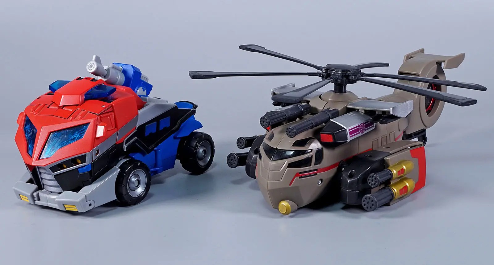 レビュー：TFアニメイテッド TA-20 ブラックアウト | 超偏見超変形