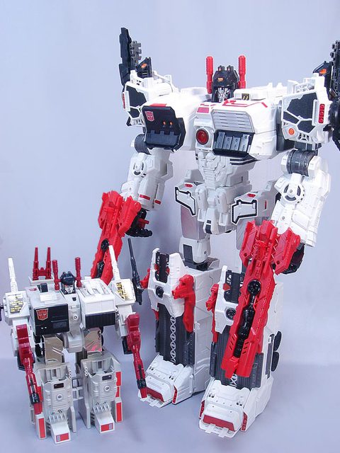 U*1様 トランスフォーマー メトロプレックス M01 U*1様