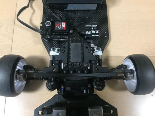 サーボ、ジャイロをごそごそと試し中♬ - Garage Dreams