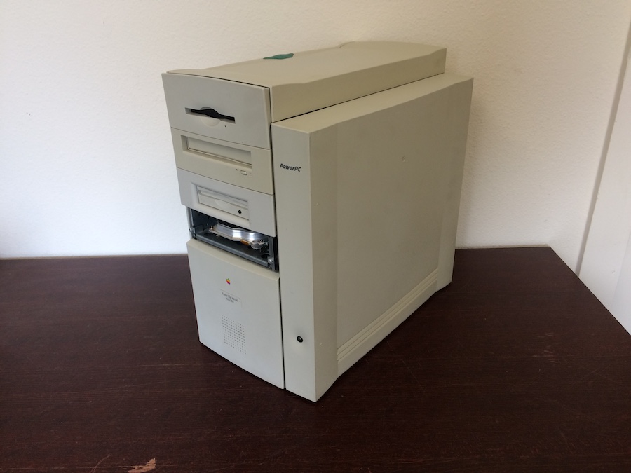 Power Macintosh 9600/200 – Apple Rescue of Denver