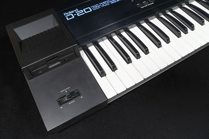 手軽で使いやすいオールインワン・シンセ ローランド(Roland) D-20