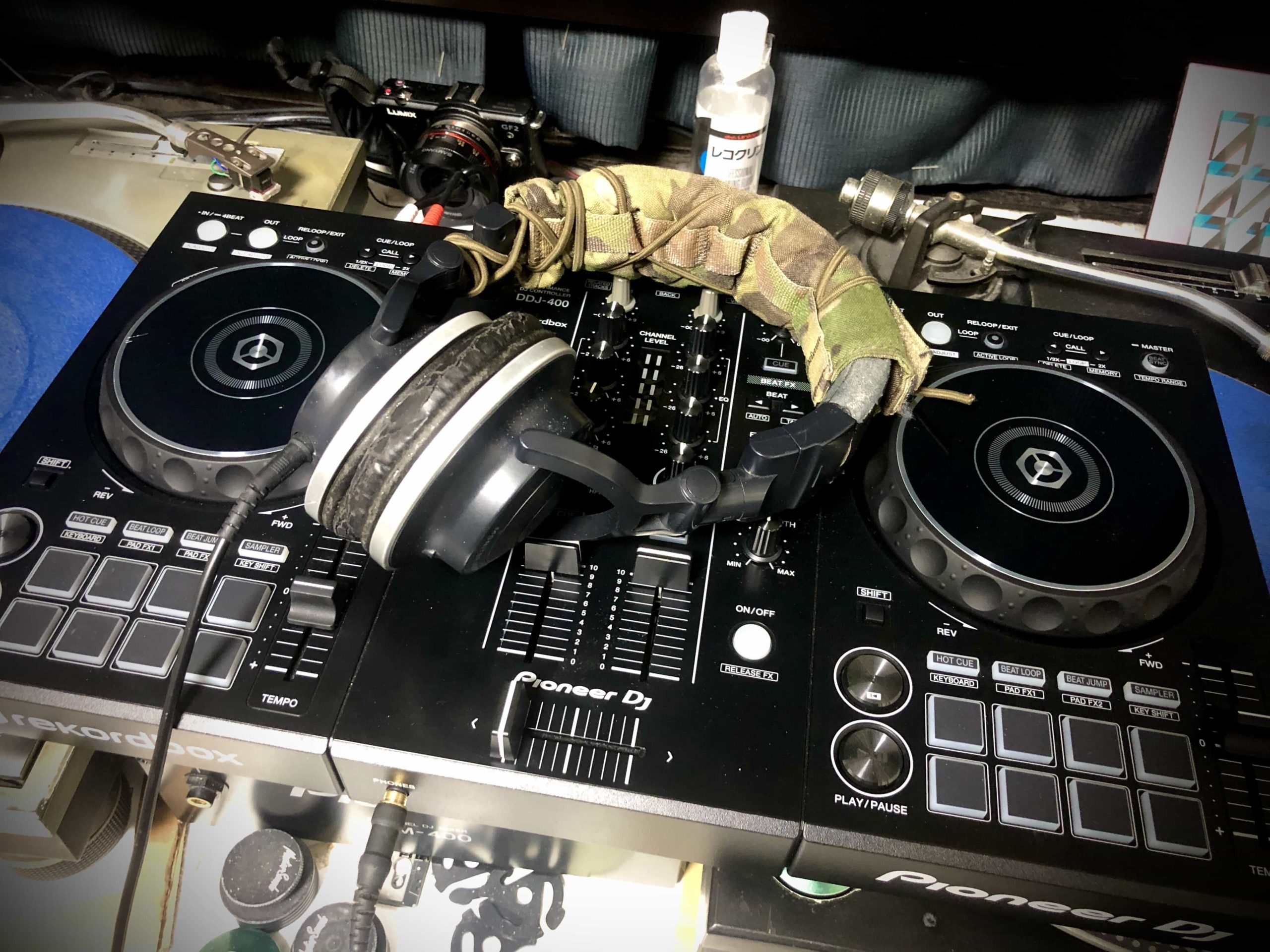 DJ機材】PioneerのコントローラーDDJ-400が仲間に加わった – Bee's