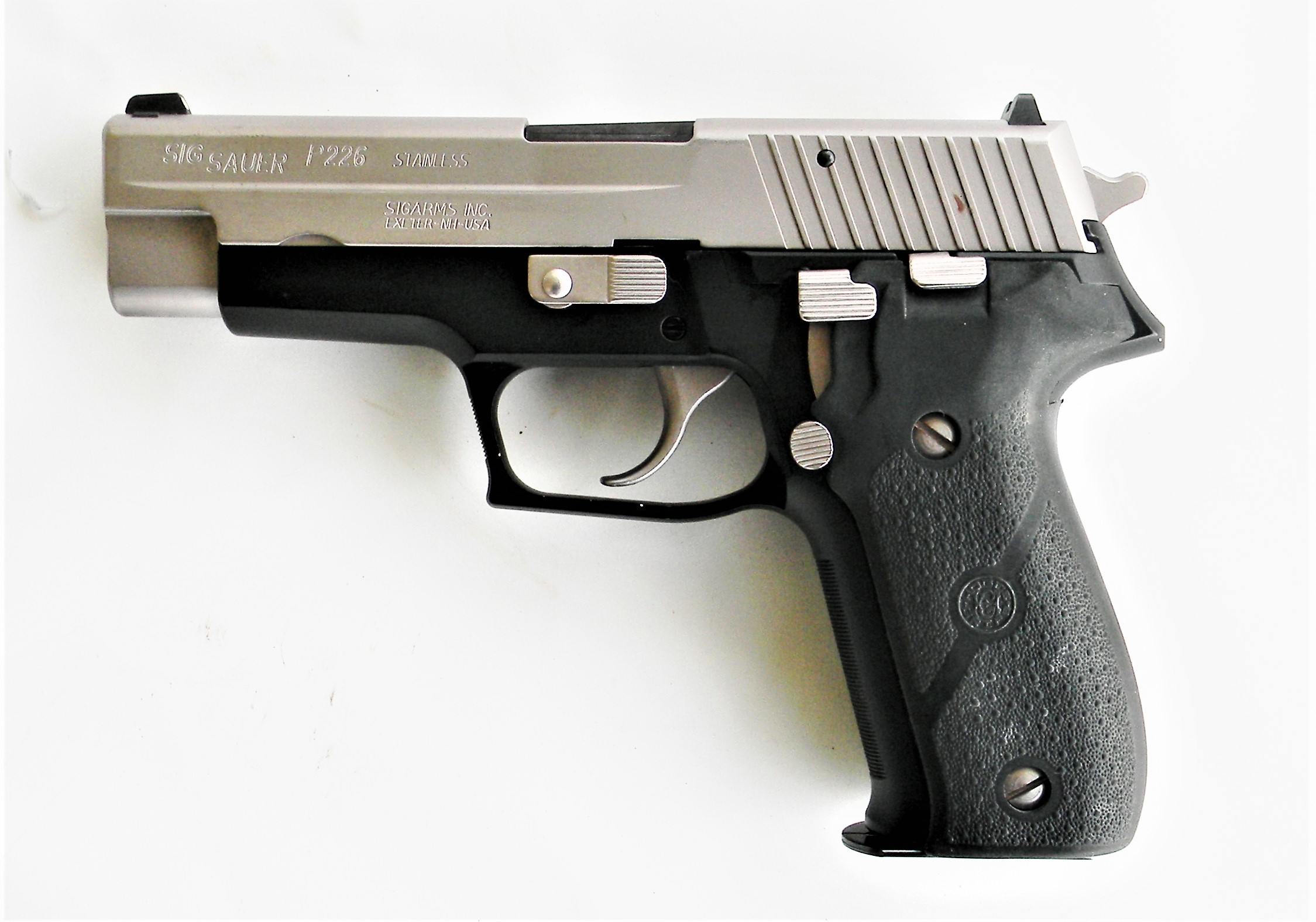 Review: SIG P226 Stainless Semi-Auto Pistol - The Shooter's Log