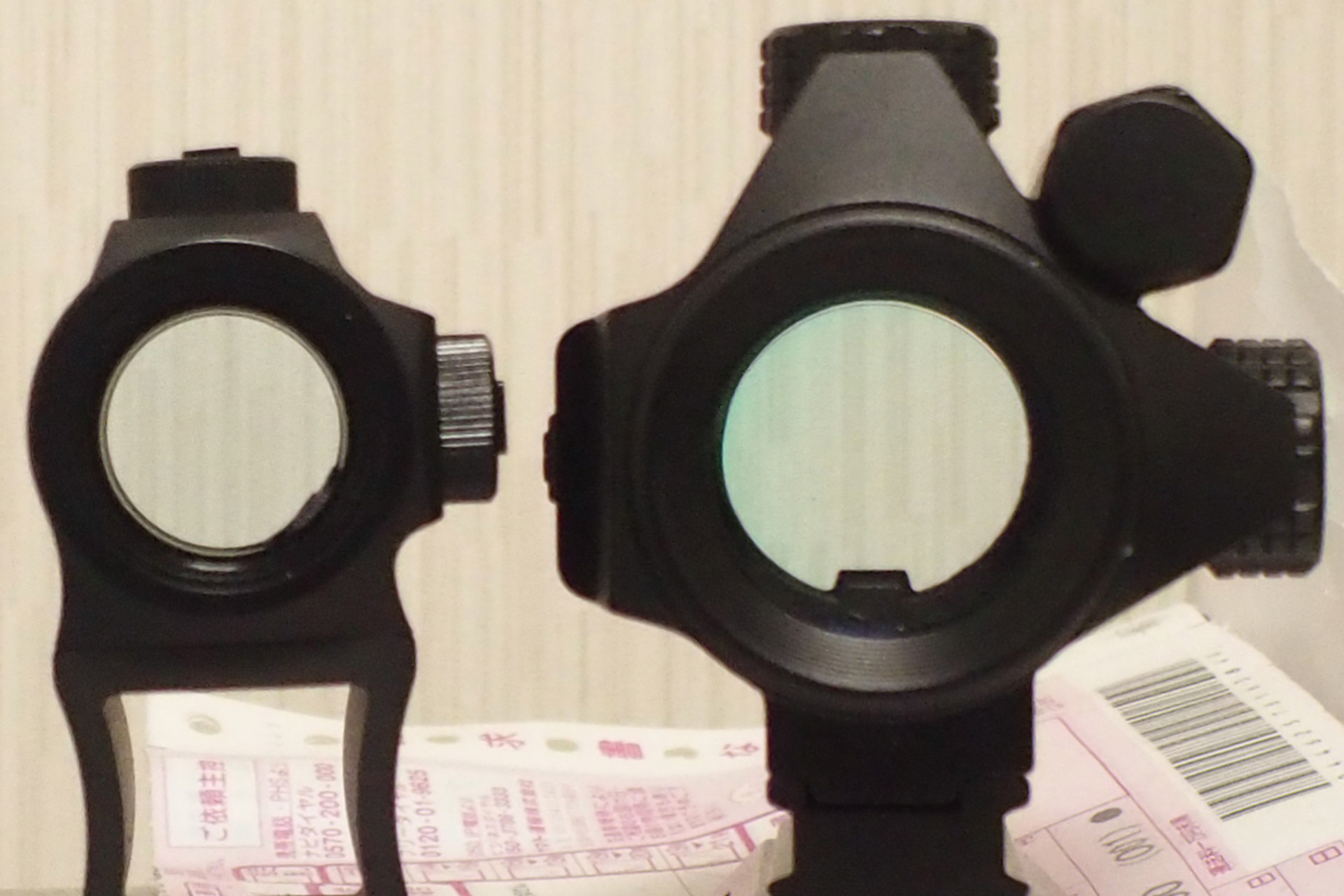 大きくてクリアなレンズが特徴、Vector Optics SCRD-26 Nautilus 1×30