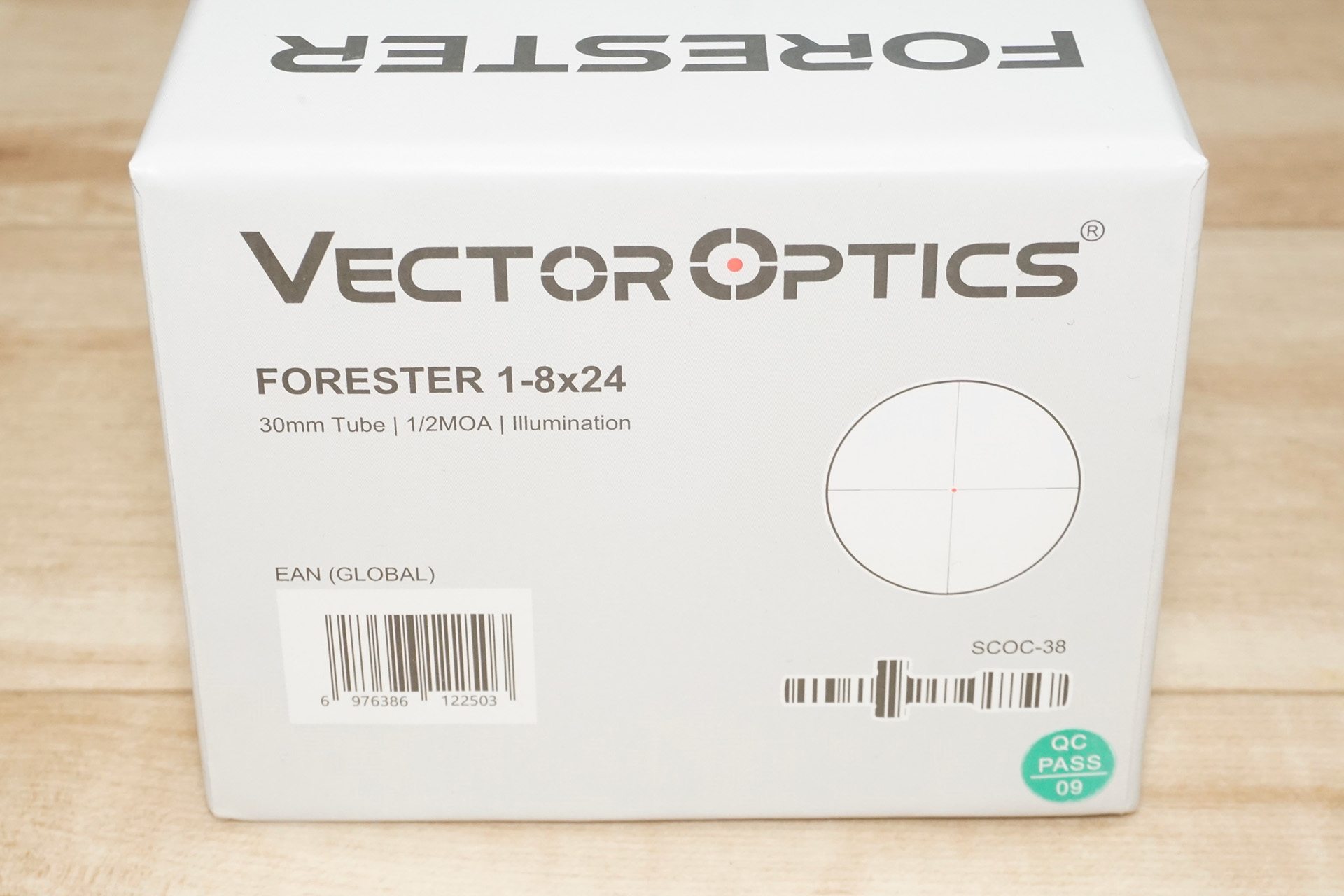 最大倍率8倍に進化したVector Optics Foresterシリーズの最新モデル