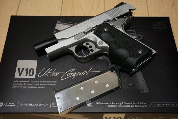 東京マルイ ガスブローバックハンドガン V10 Ultra Compactのレビュー