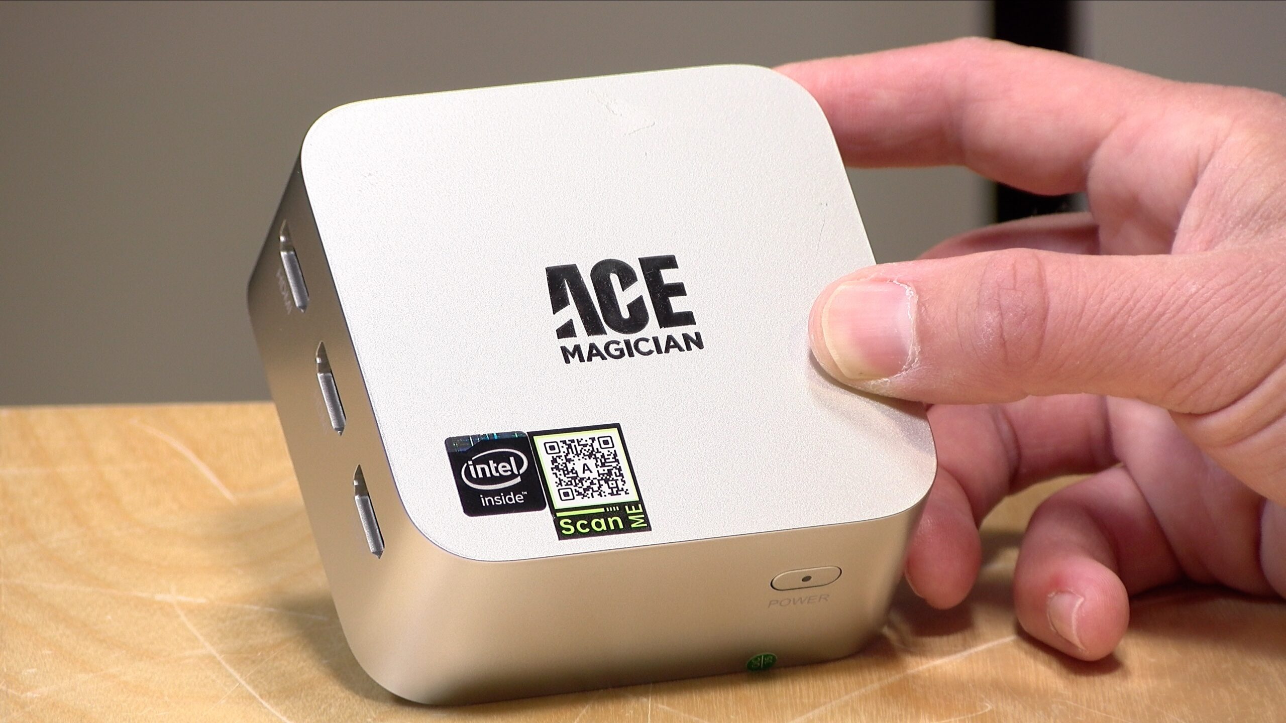 AceMagician T8Plus Tiny Windows Mini PC Review - Lon Seidman & Lon