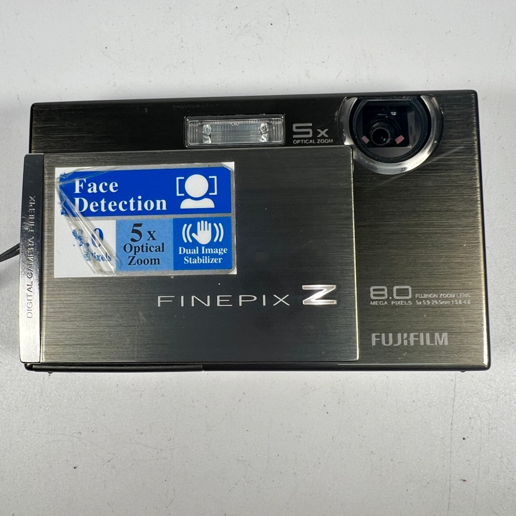 2007 Fujifilm FinePix Z100fd - CCD Digital Camera