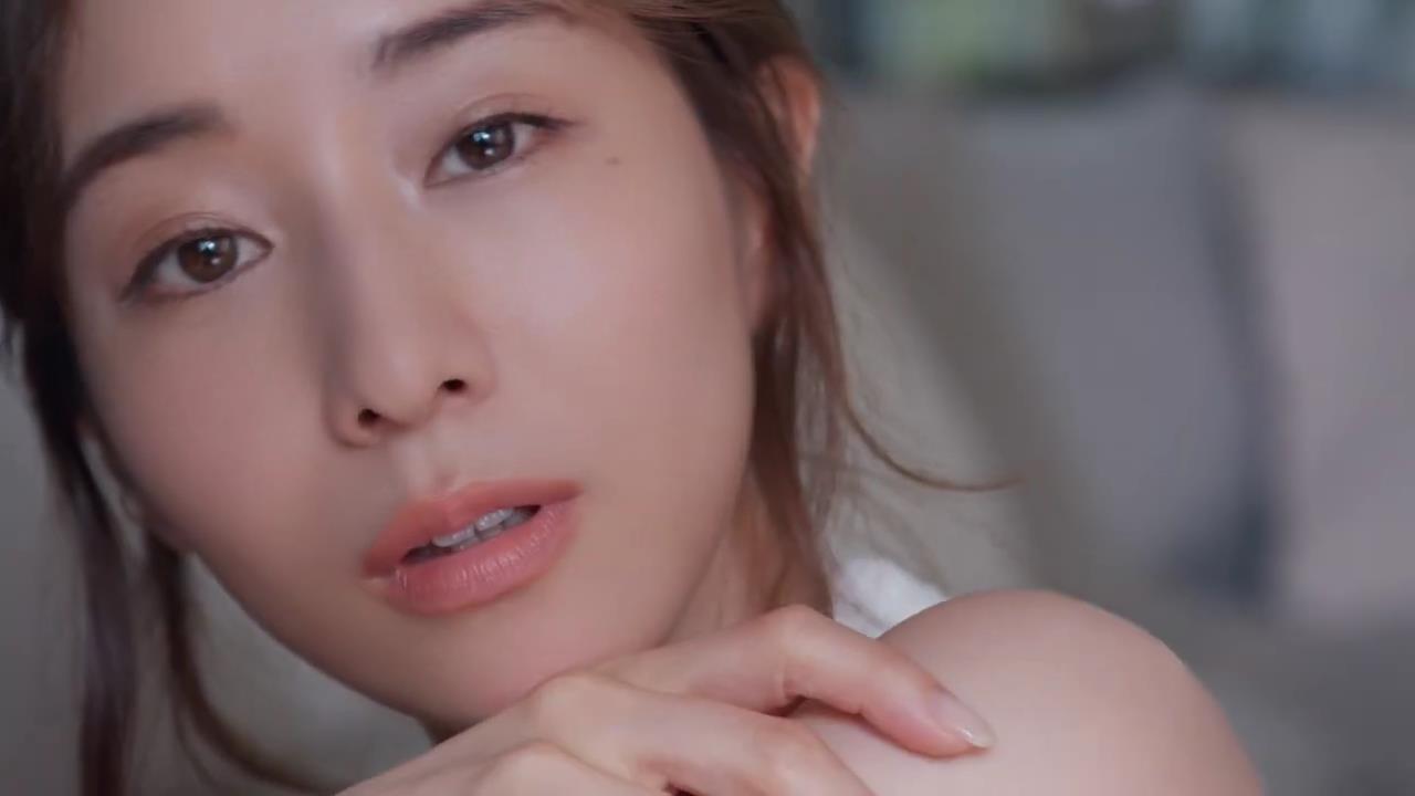 パナソニック スチーマーナノケア EH-SA70 のCM 「田中みな実さん実感