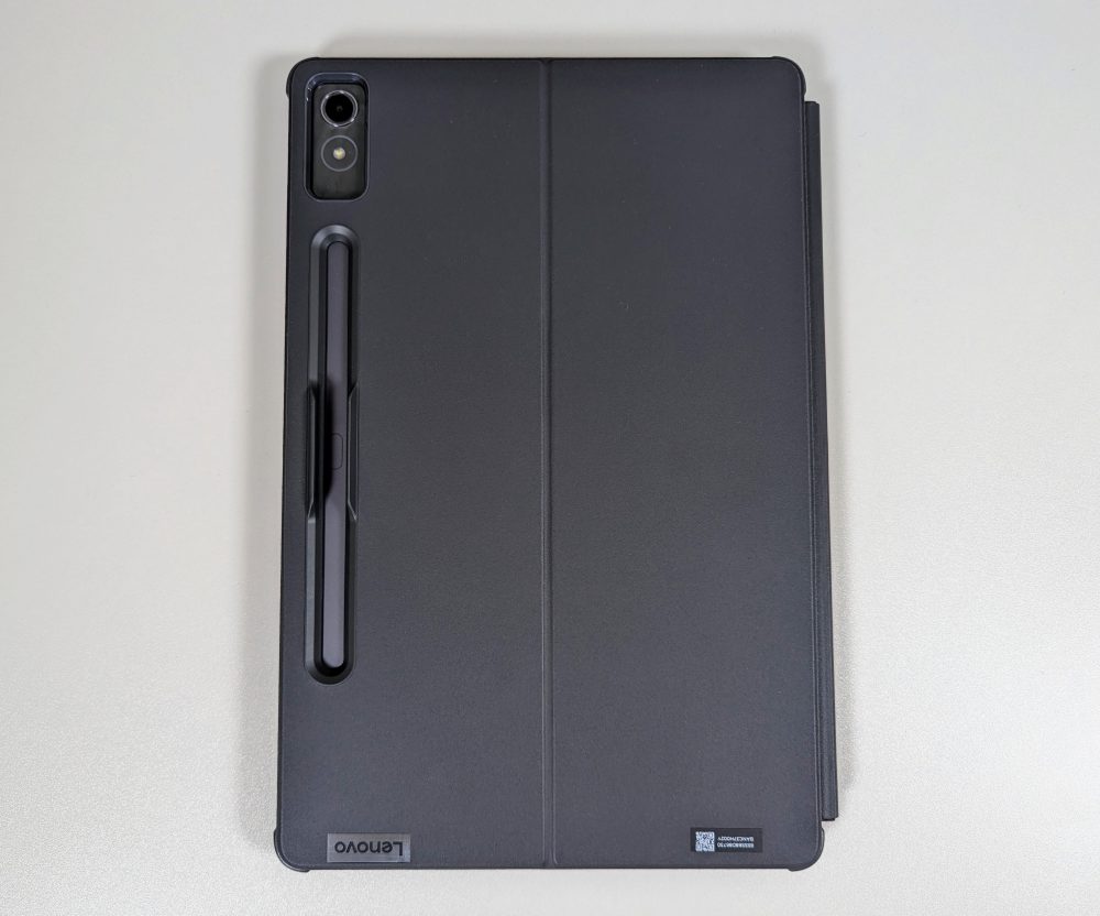 Lenovo Tab P12の純正キーボードケースをレビュー！完全にノート