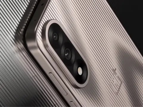 OnePlus 15R」がリーク！165HzディスプレイとSnapdragon 8 Eliteを搭載