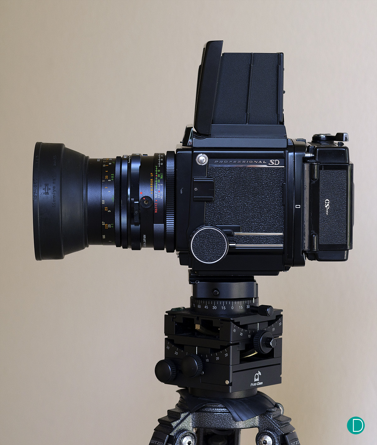TGIFridays: Review of the vintage Mamiya RB67 Pro SD :