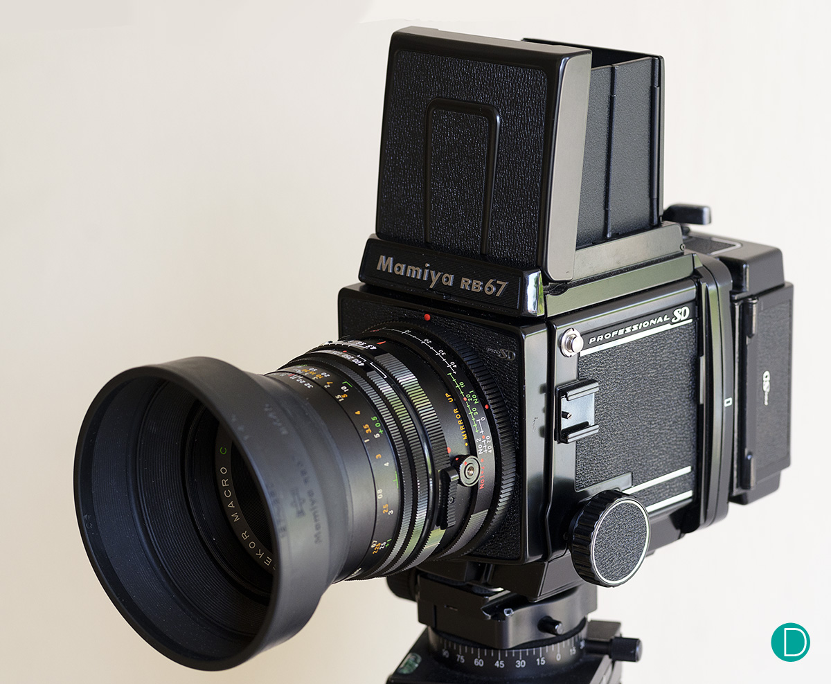 TGIFridays: Review of the vintage Mamiya RB67 Pro SD :