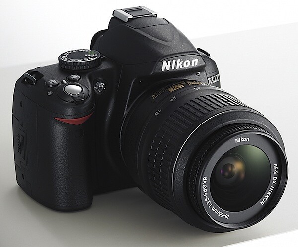 Nikon D3000 DSLR Review