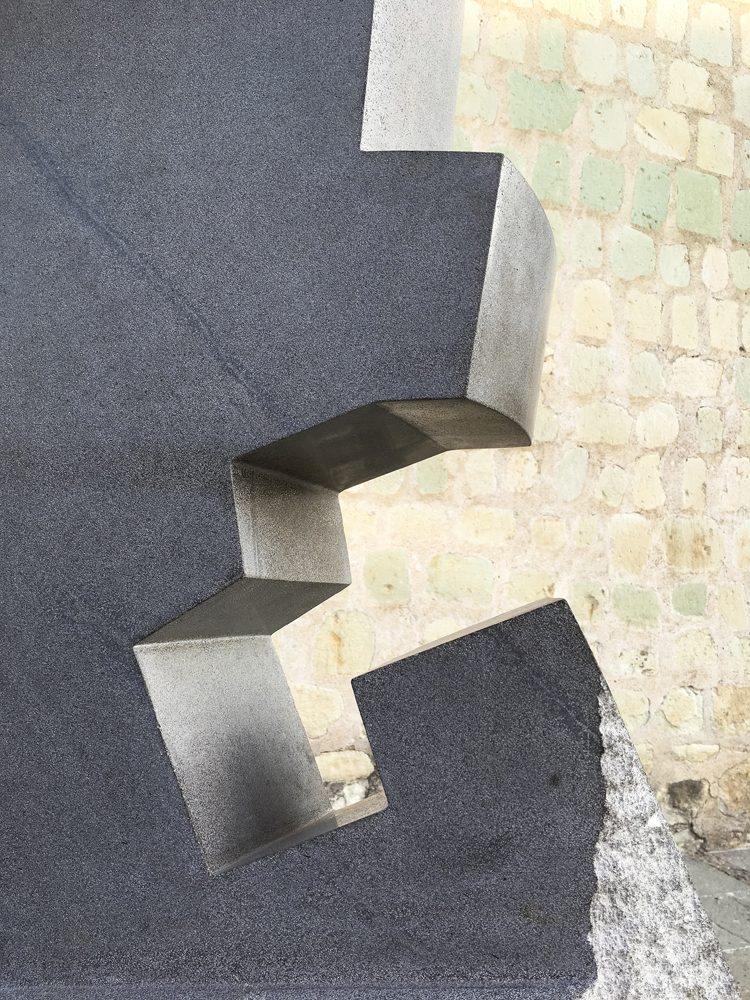 DryStoneGarden » Blog Archive » Jorge Yázpik Basalt Sculptures