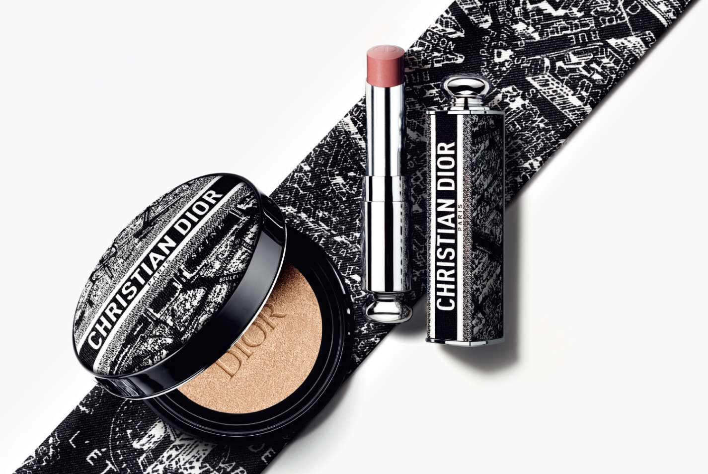 Diorから「プラン ドゥ パリ コレクション」 4種のサンク・ルージュ