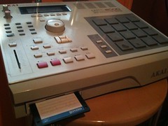 Gear review… EB16 FX board for the MPC2000XL. | Maker of Space