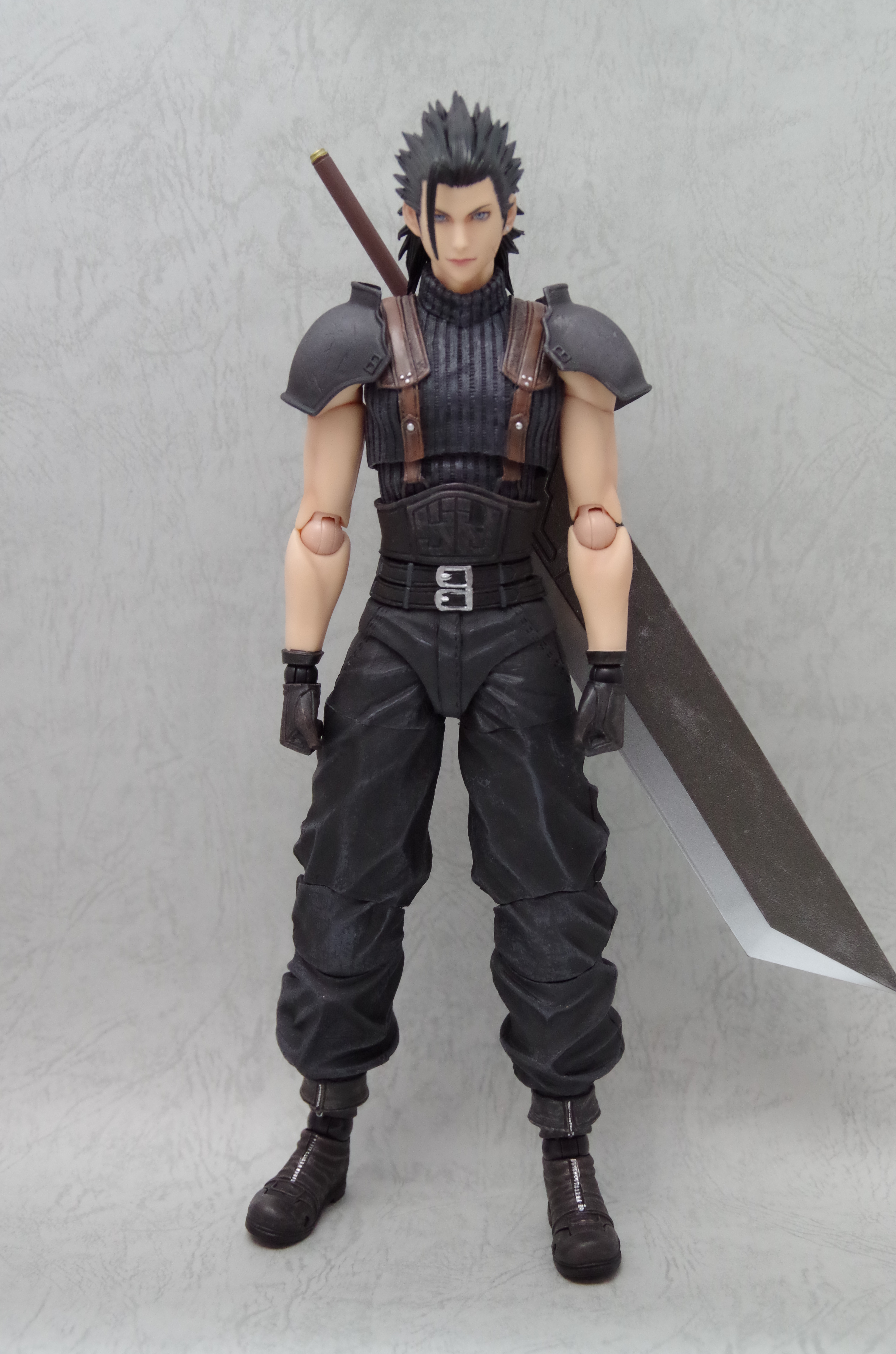 CRISIS CORE -FINAL FANTASY VII PLAY ARTS改 ザックス | フィギュアレン