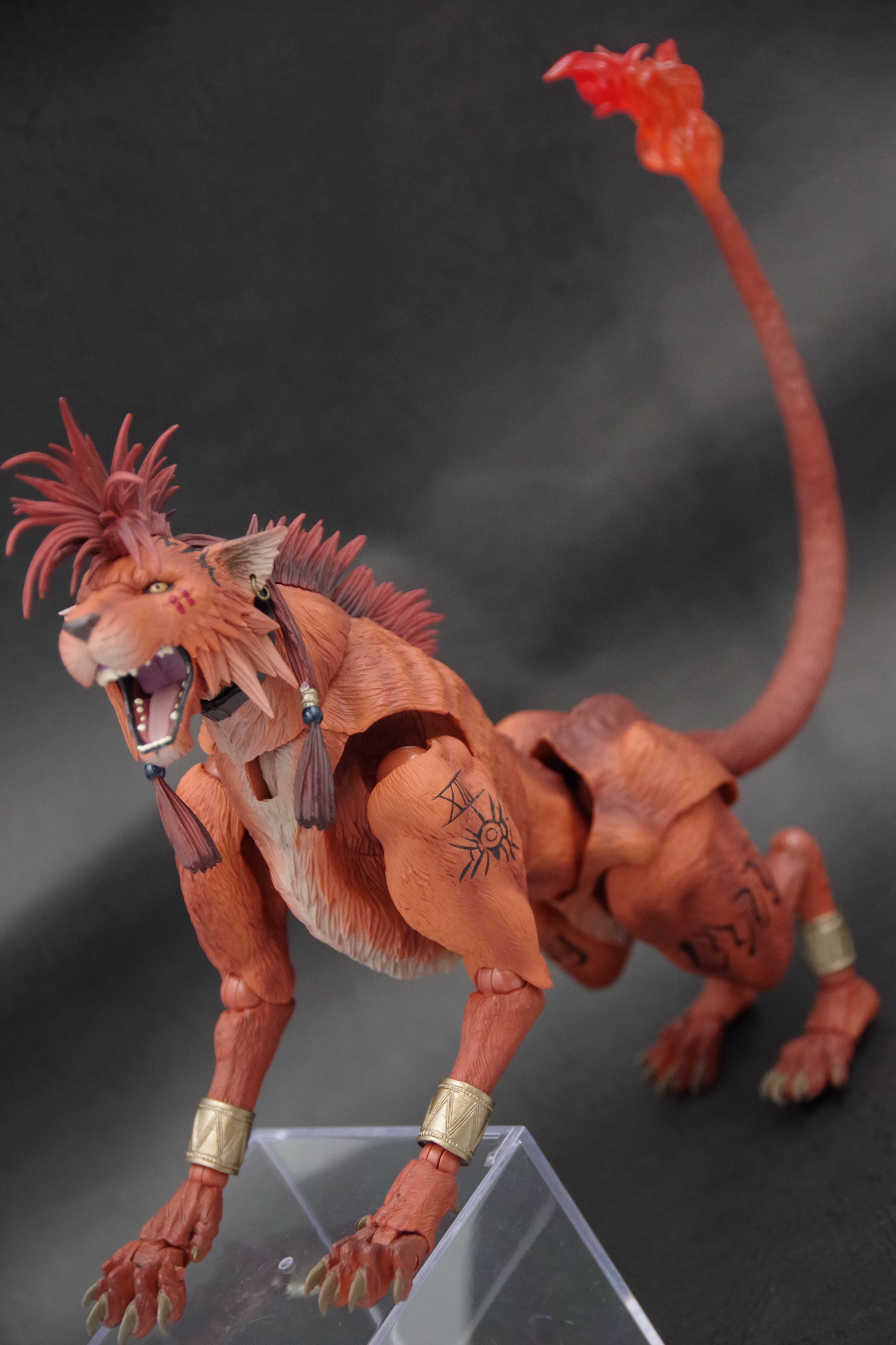 ファイナルファンタジー VII リメイク PLAY ARTS改 レッドXIII