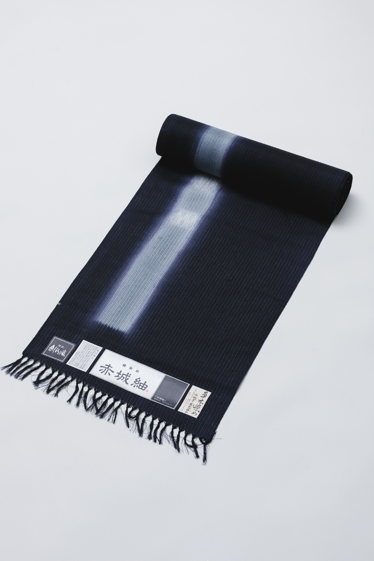 十日町 青柳謹製 赤城紬 櫛引織り | KIMONO OHGA