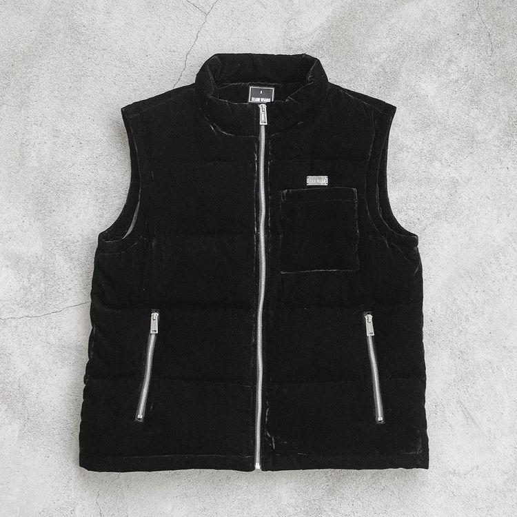 JACKSON WANG : A successful launch of Team Wang's second clothing