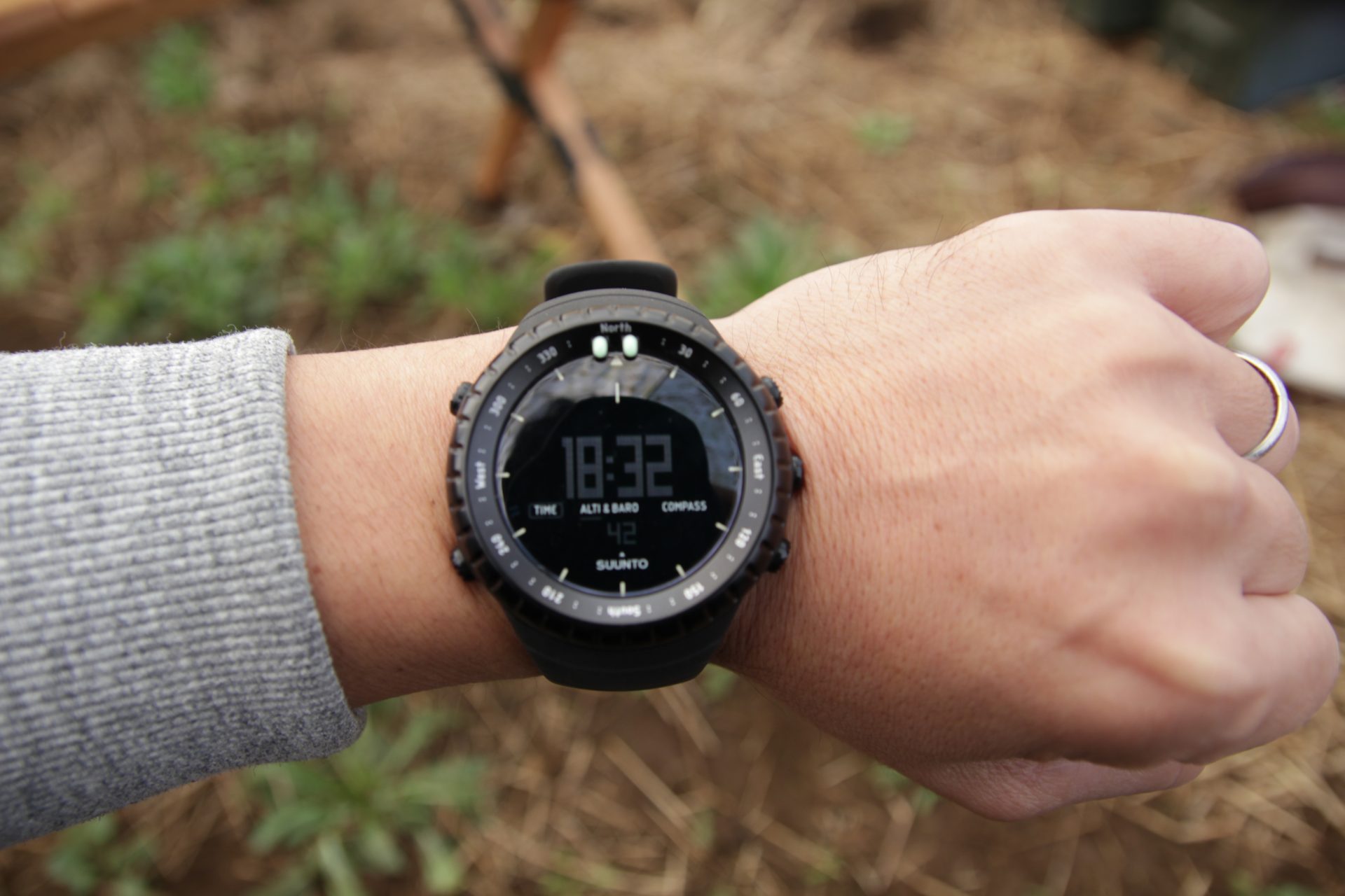 レビュー】型落ちSUUNTO（スント）の『コア オールブラック』が