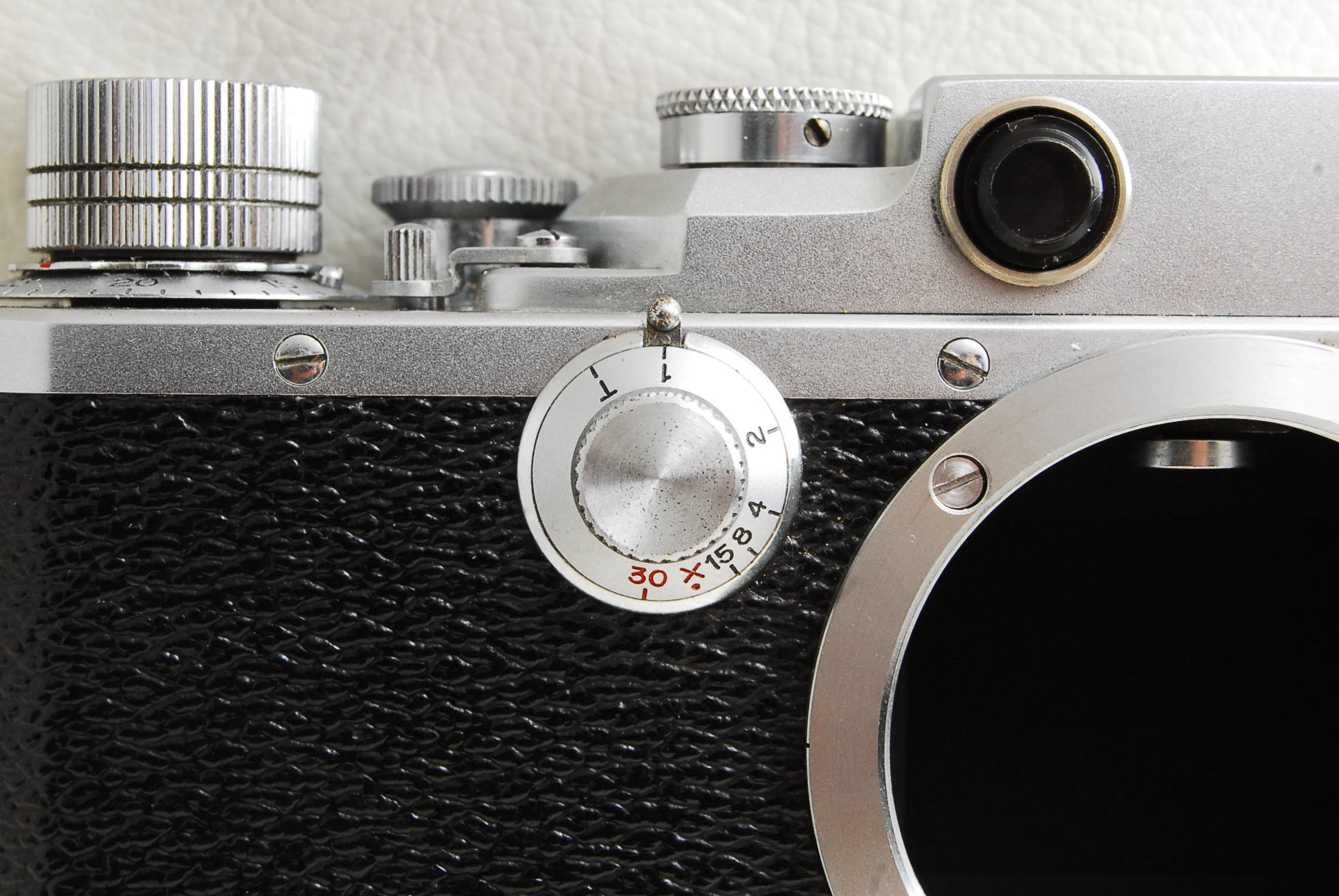 Canon II S改(2 S改)型フォーカルプレーン式カメラの各種ボタン類の