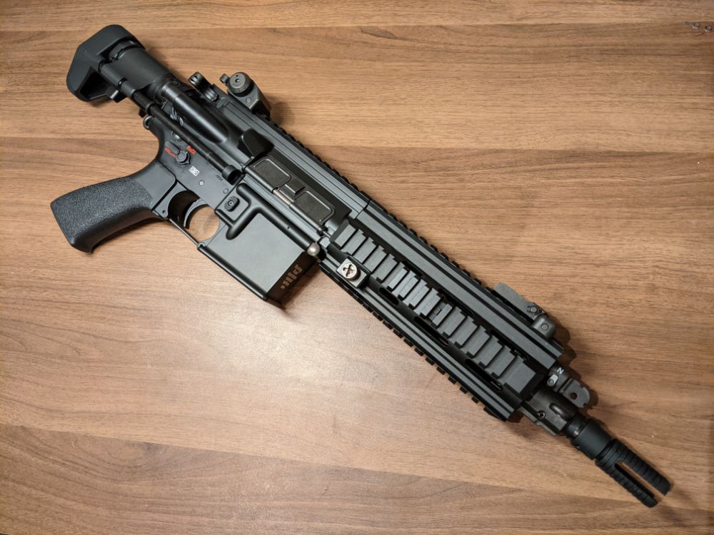 hk416c 東京マルイ 次世代電動ガン ケース、予備マガジン付き 東京