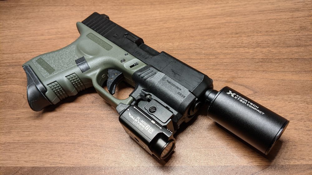 RecoverTacticalのレイルを東京マルイG26に取り付け!! | おのまとぺの