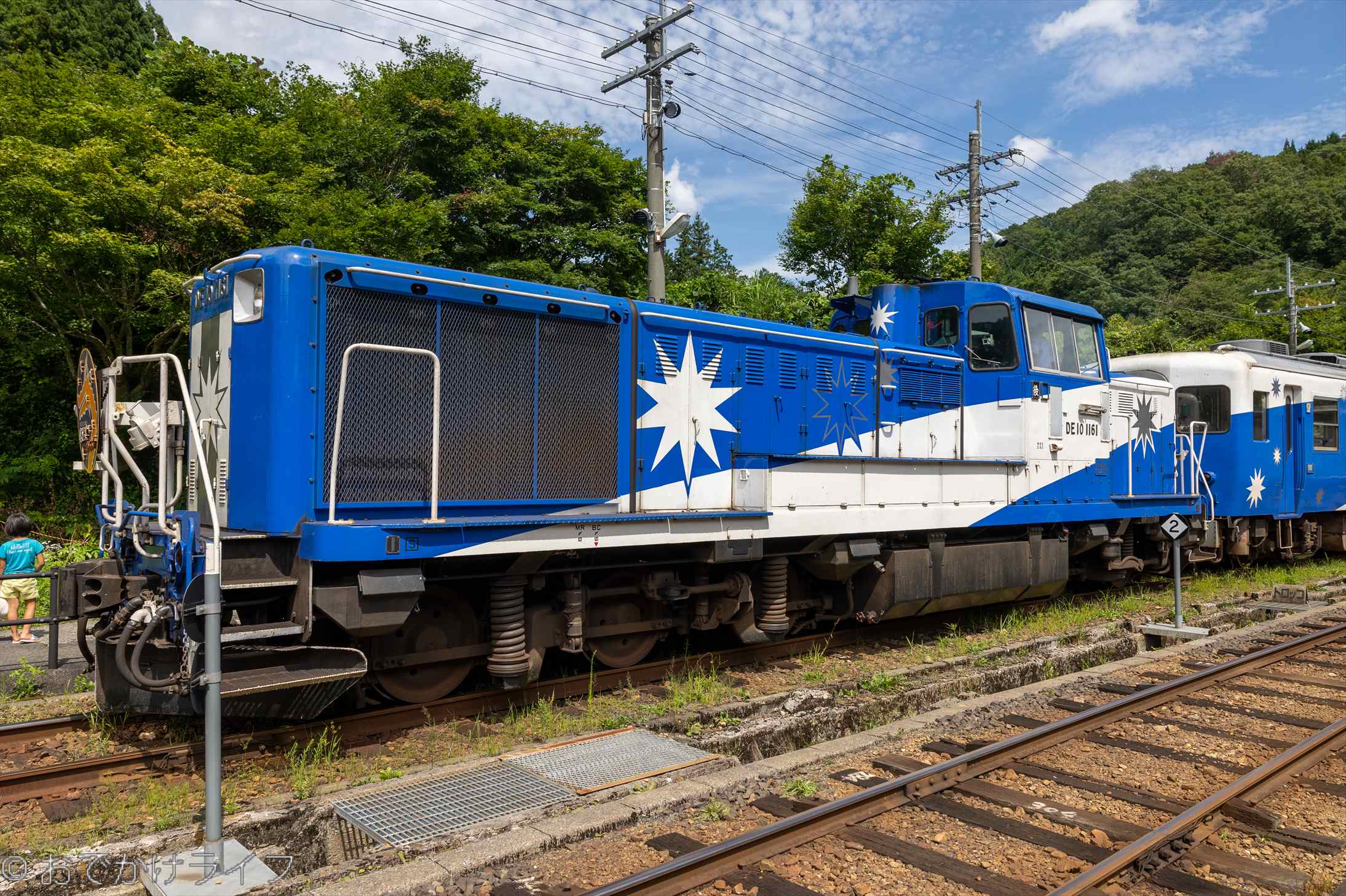 け*し様 DE15 ディーゼル機関車 奥出雲おろち号カラー ライト点灯動力