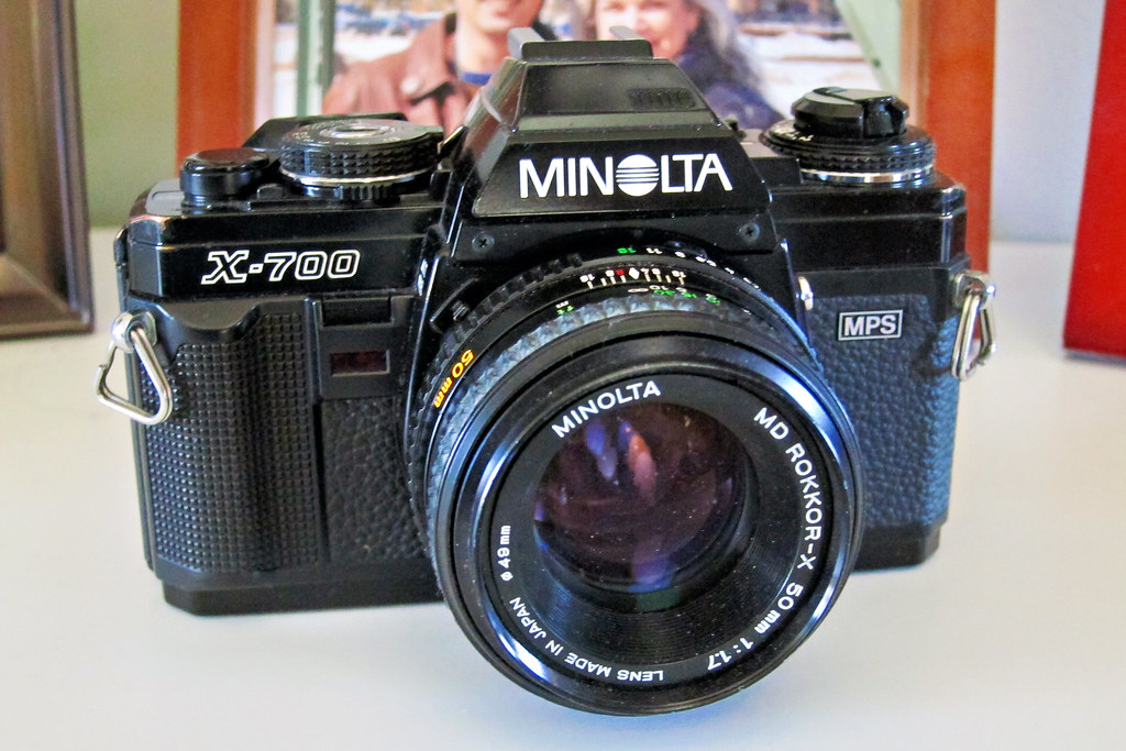 Minolta X-700 - Down the Road