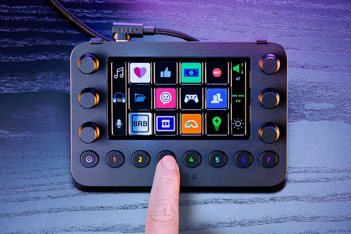 Razer 貼牌Loupedeck Live 推出Stream Controller 直播控制器也可用於