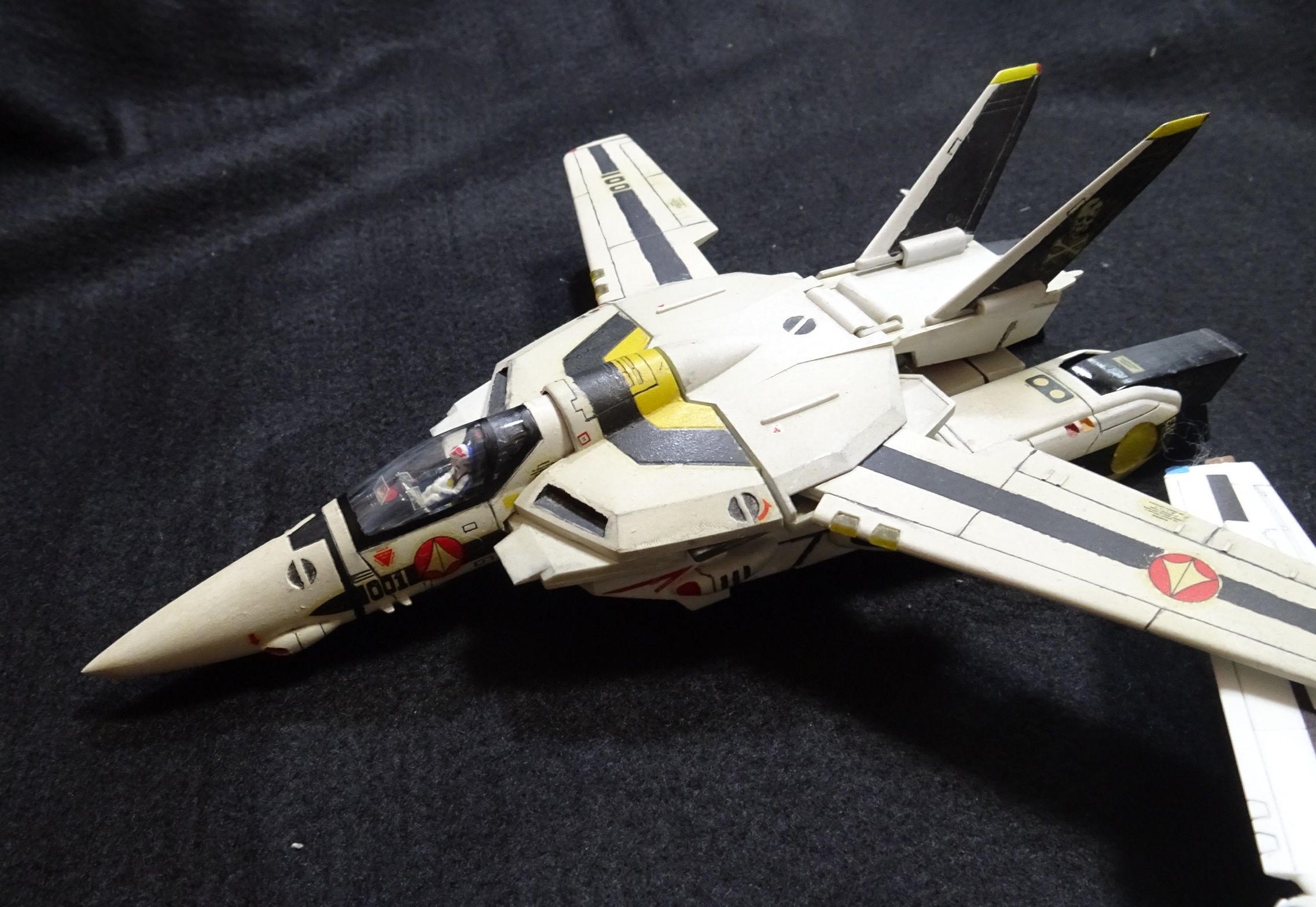 マクロス 旧キット イマイ版(たぶん)VF-1S 1/72 可変バルキリー発掘