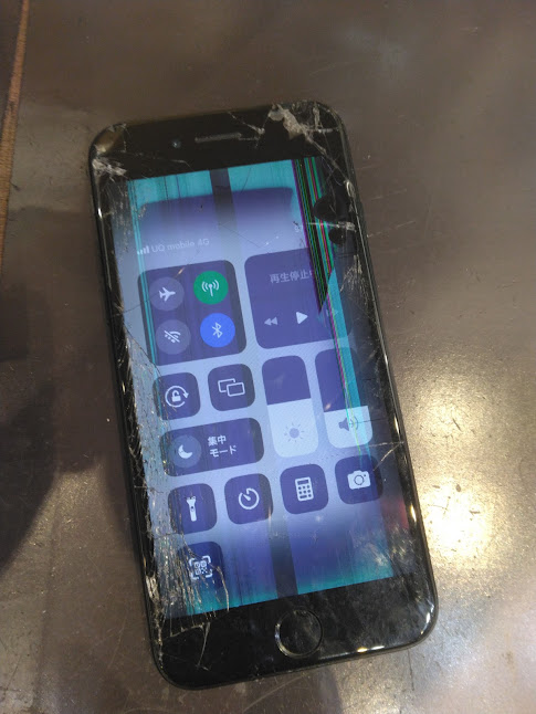 不具合がどんどん悪化していくアイフォンSE第2世代 | iPhone修理