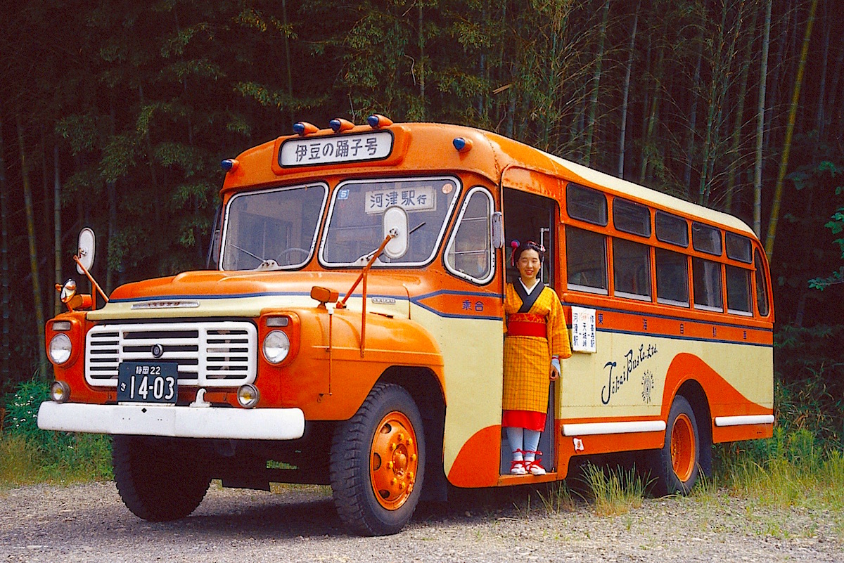 ボンネットバス『伊豆の踊子号』貸切バスで運行中 | 静岡・浜松・伊豆