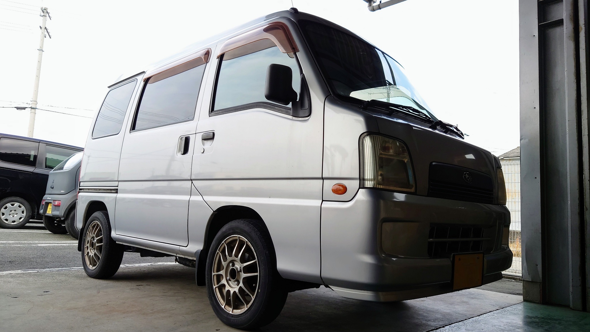 スバルサンバー TT1/TV1 リフトアップ＆ローダウンキット – SILKROAD