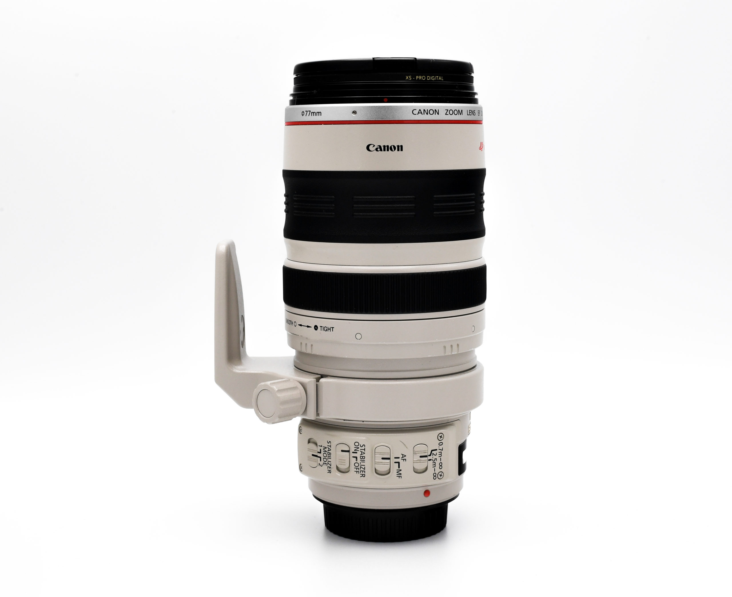 Canon EF 28-300mm f/3.5-5.6L IS USM Lens - Svalbard Camera Rentals
